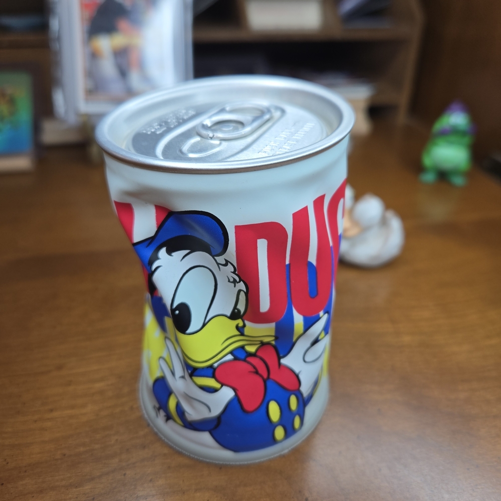Donald Duck Collectible Soda Can Coin Purse Zipper Bag